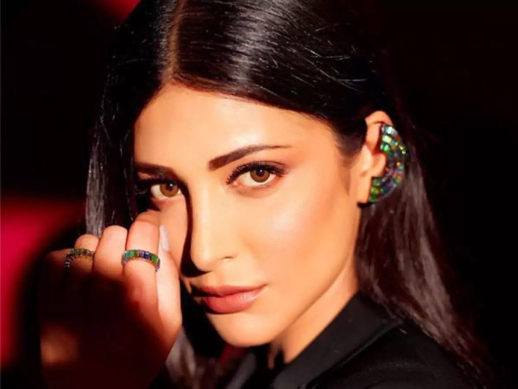 Shruti Haasan Sunkissed Photo