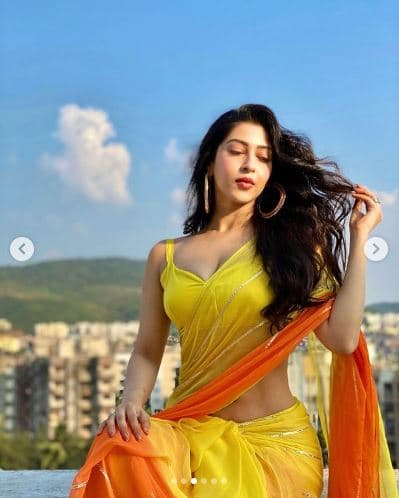 Sonarika Bhadoria 11