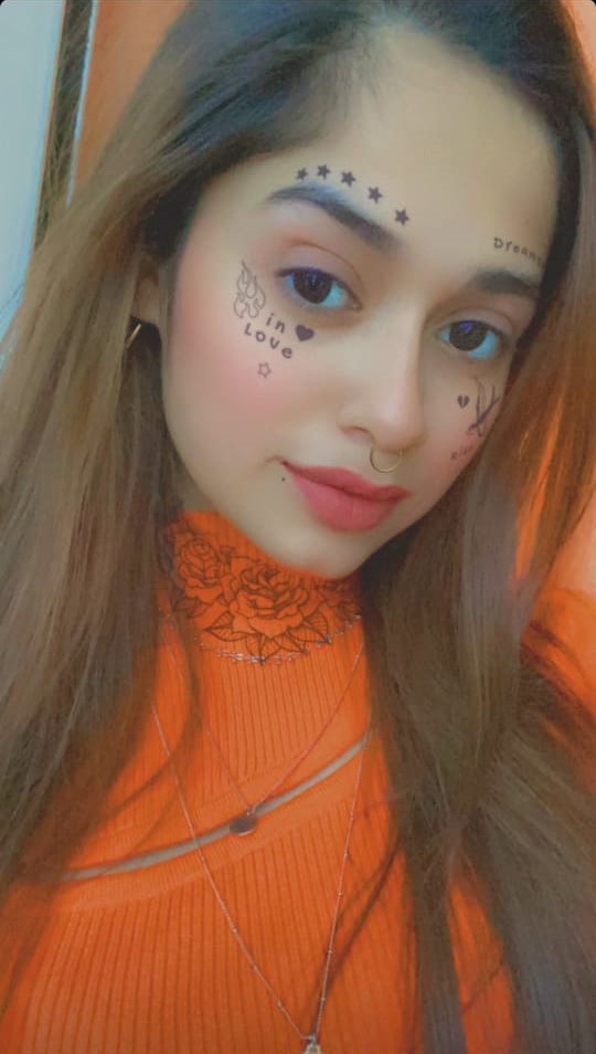 Check tattoo face of your favorite Jannat Zubair Rahmani