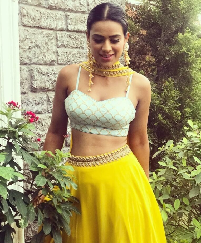 Nia Sharma Knows how to look sexy 5