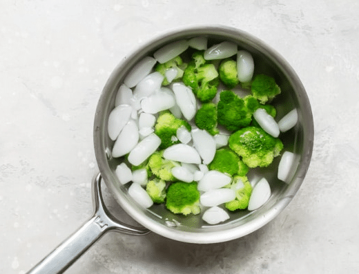 put hot broccoli in ice cold water
